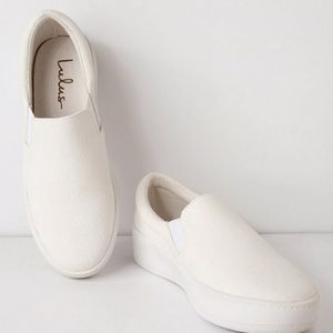 Lulus Dylan White Canvas Sneaker NWT NIB
